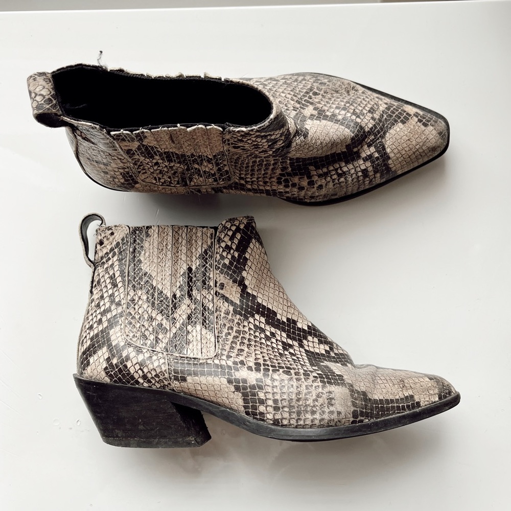 snake skin pointed toe western ankle boots